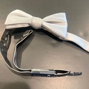 Men’s Silver Bow Tie